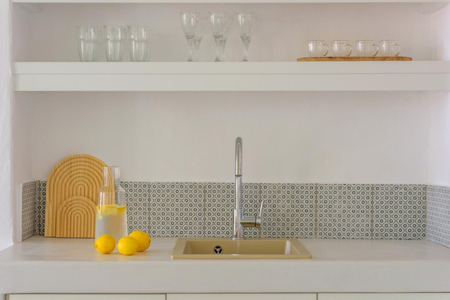 Demilia Luxury Suites Batsi Zimmer foto
